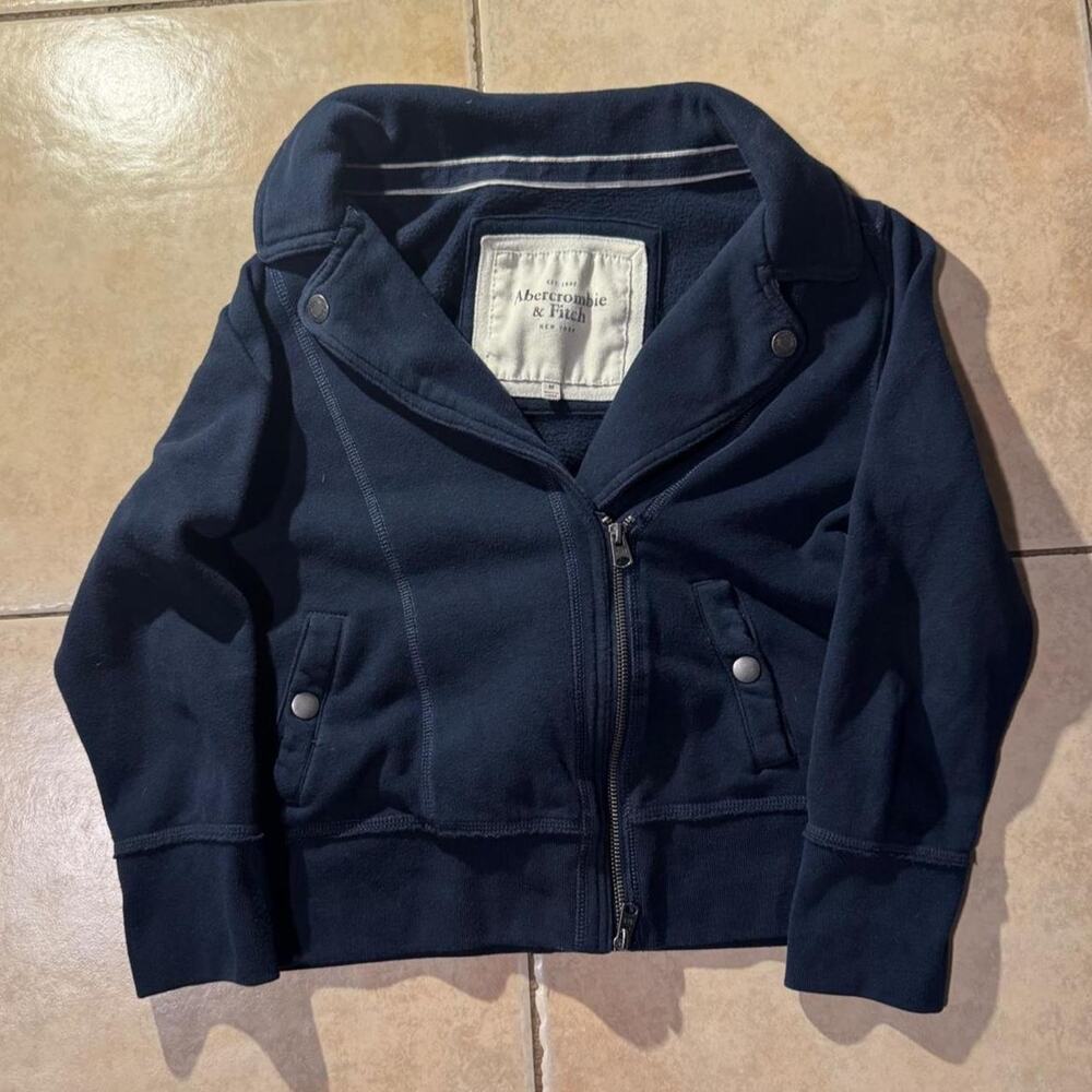 Vintage y2k navy blue abercrombie zip up Size M in Womens
